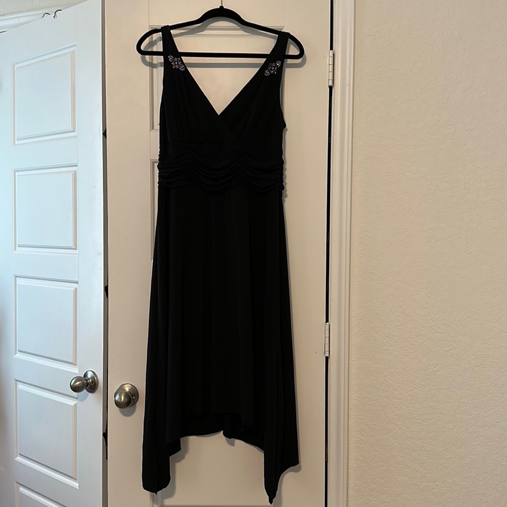Black Evening Dress with Purple Brooches with Asymmetrical Bottom purple lining